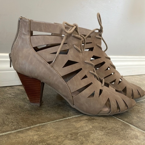 Denver Hayes - peep toe boots - Picture 1 of 3